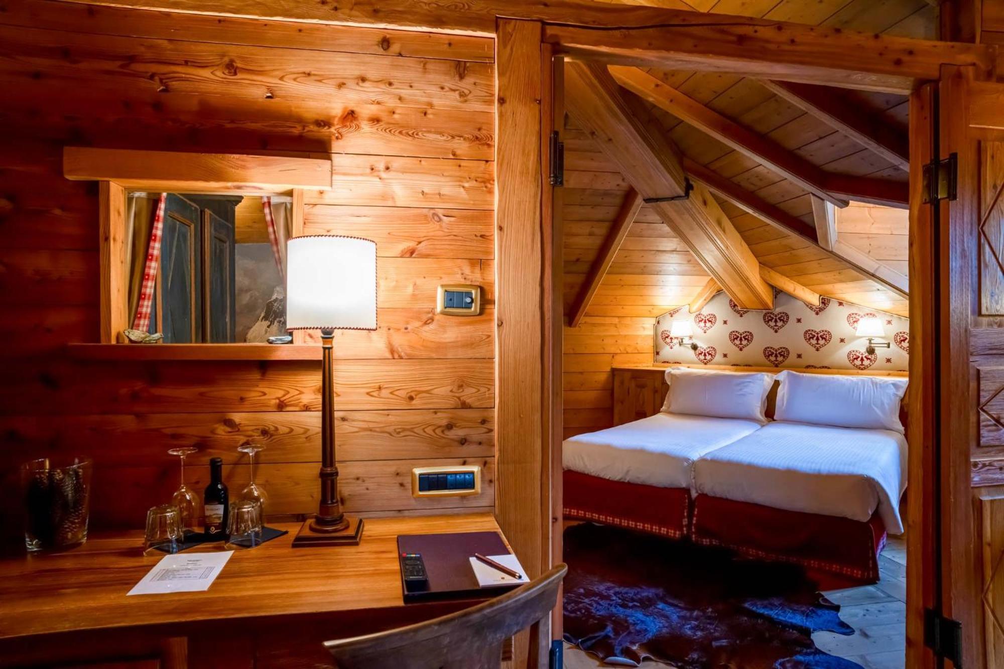 Hotel Breithorn Champoluc Exterior foto