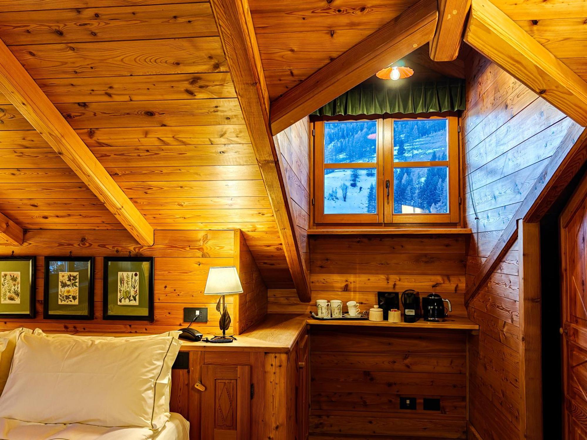 Hotel Breithorn Champoluc Exterior foto