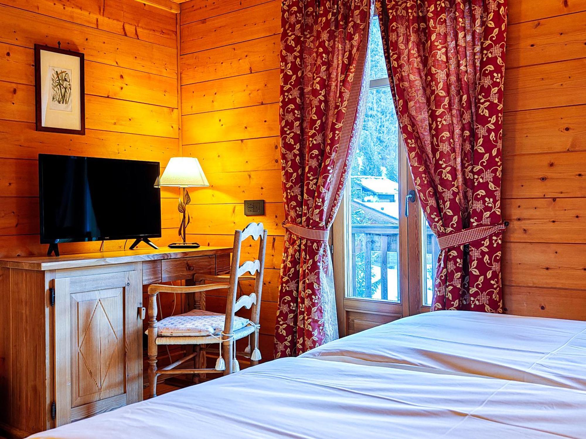 Hotel Breithorn Champoluc Exterior foto